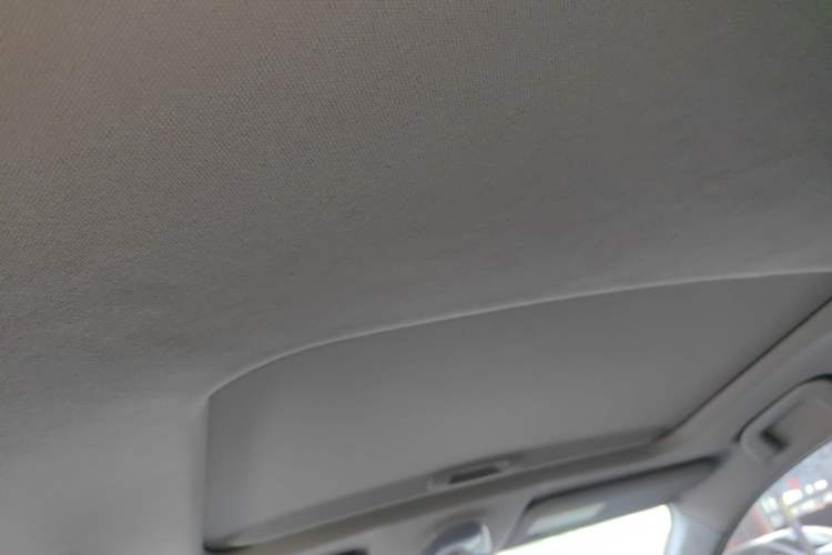 Used Toyota IZOA 2022 2.0L Yixing Version Headliner
