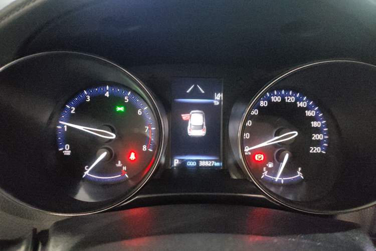 Used Toyota IZOA 2022 2.0L Yixing Version Instrument Cluster