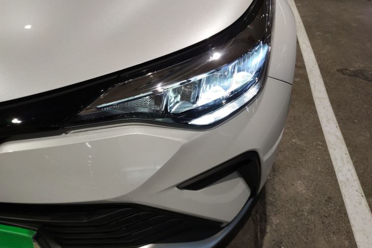 Used Toyota IZOA 2022 Dual-Motor 2.0L Yi Xing Edition Left Front Headlight
