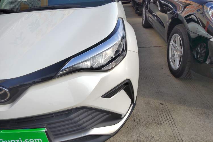 Used Toyota IZOA 2022 2.0L Yixing Version Left Front Headlight