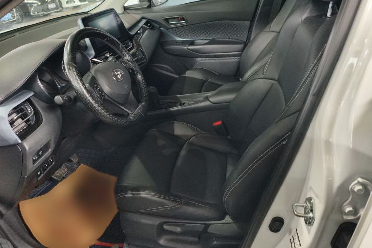 Used Toyota IZOA 2022 2.0L Yixing Version Left Front Seat