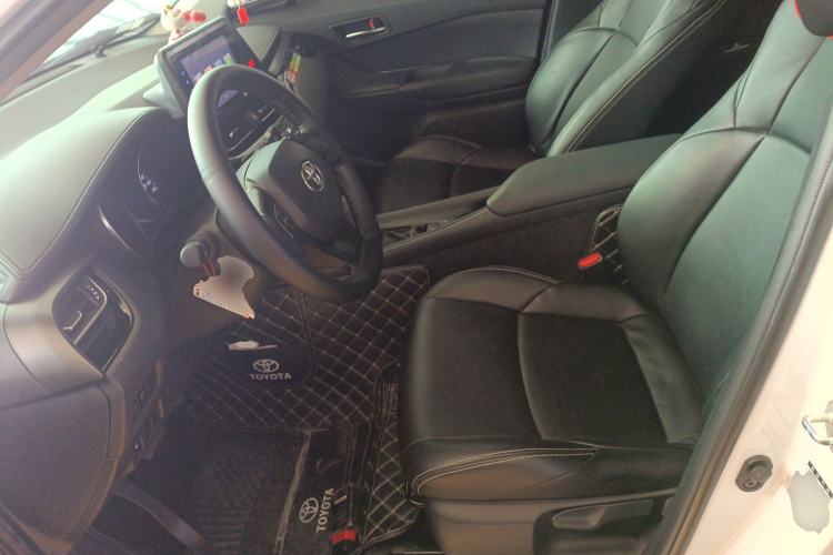 Used Toyota IZOA 2022 2.0L Yixing Version Left Front Seat