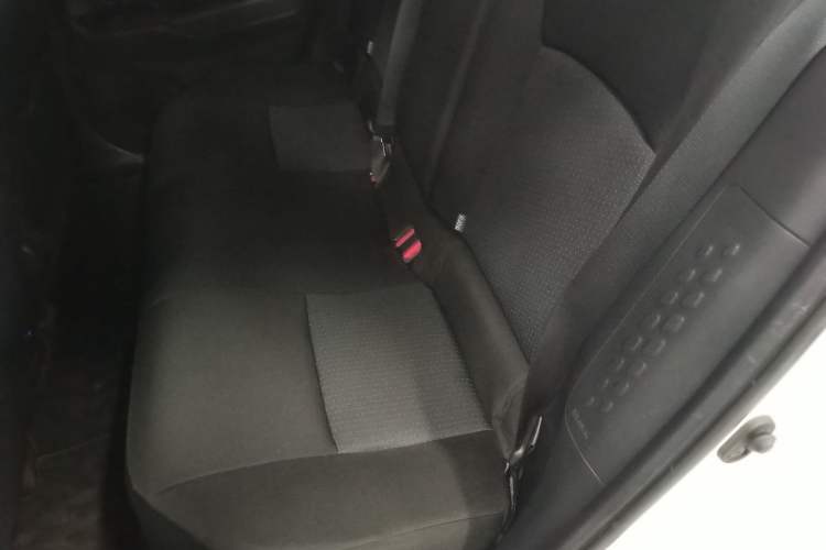 Used Toyota IZOA 2022 2.0L Yixing Version Left Rear Seat