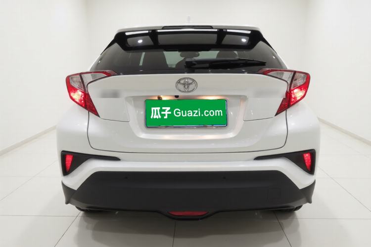 Used Toyota IZOA 2022 2.0L Yixing Version Rear