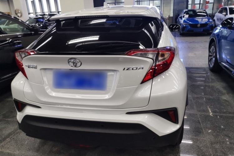 Used Toyota IZOA 2022 2.0L Yixing Version Rear