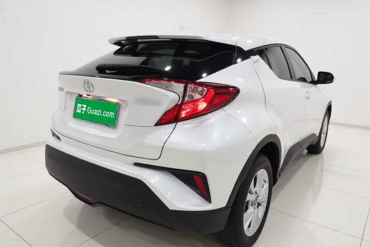 Used Toyota IZOA 2022 2.0L Yixing Version Rear Right 45 Deg