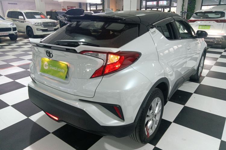 Used Toyota IZOA 2022 2.0L Yixing Version Rear Right 45 Deg