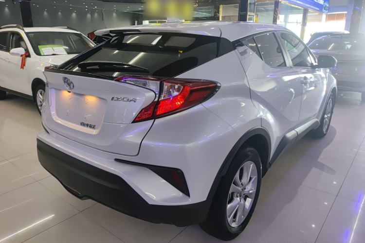 Used Toyota IZOA 2022 2.0L Yixing Version Rear Right 45 Deg
