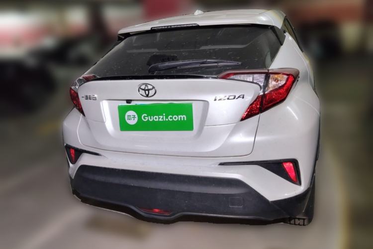 Used Toyota IZOA 2022 2.0L Yixing Version Rear