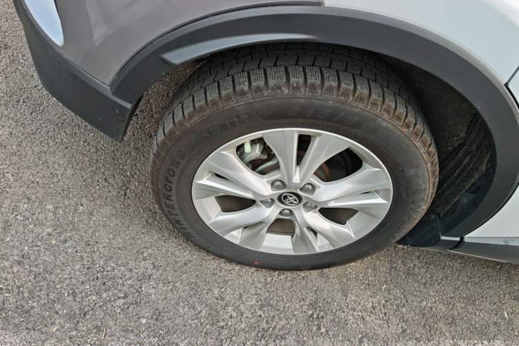 Used Toyota IZOA 2022 Dual-Motor 2.0L Yi Xing Edition Right Rear Wheel Hub