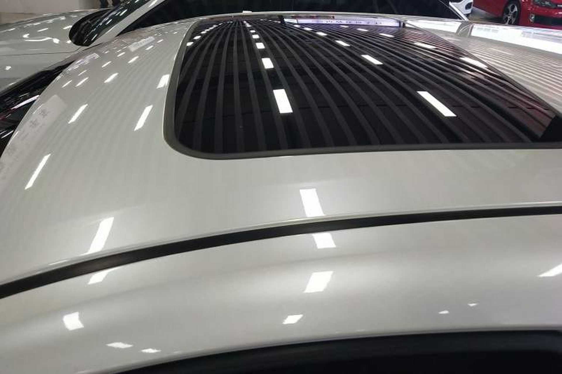 Used Toyota IZOA 2022 2.0L Yixing Version Roof