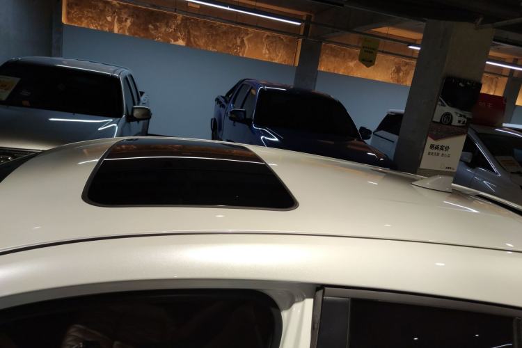 Used Toyota IZOA 2022 Dual-Motor 2.0L Yi Xing Edition Roof