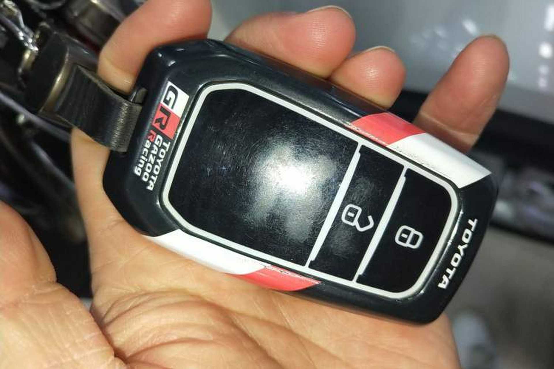 Used Toyota IZOA 2022 2.0L Yixing Version Vehicle Key