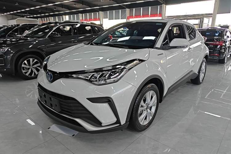 Used Toyota IZOA 2023 Dual-Motor 2.0L Yixiang Edition Guazi used car, China used car export, Used car for sale, Used cars, Cheapest cars for sale