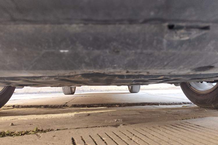 Used Toyota IZOA 2023 Dual-Motor 2.0L Yixiang Edition Chassis Front