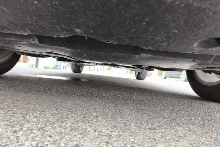 Used Toyota IZOA 2023 2.0L YiXiang CARE Edition Chassis Front