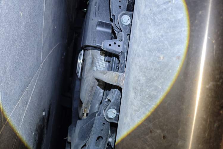 Used Toyota IZOA 2023 2.0L Yixing Version Chassis Rear