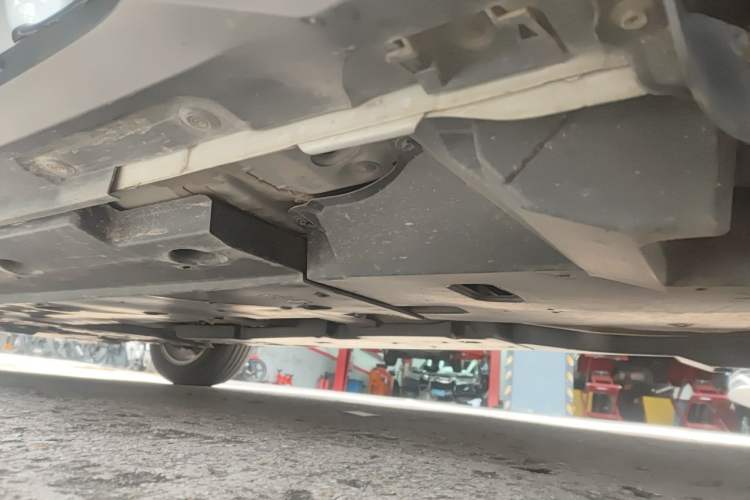 Used Toyota IZOA 2023 2.0L Enjoy Edition Chassis Rear Left