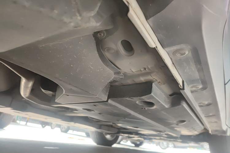 Used Toyota IZOA 2023 2.0L Enjoy Edition Chassis Rear Right