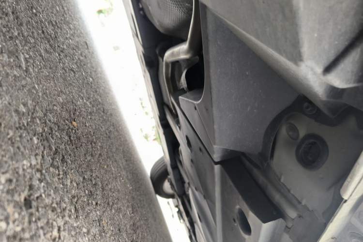 Used Toyota IZOA 2023 2.0L YiXiang CARE Edition Chassis Rear Right