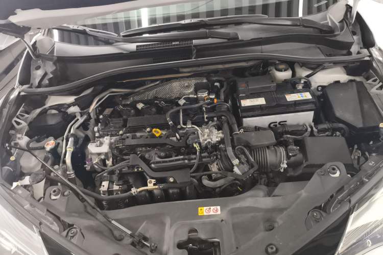 Used Toyota IZOA 2023 2.0L Enjoy Edition Engine Bay