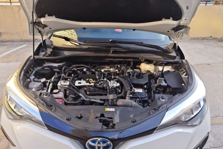 Used Toyota IZOA 2023 Dual-Motor 2.0L Yixiang Edition Engine Bay