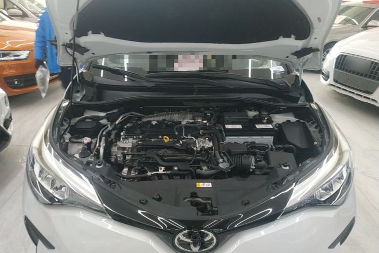 Used Toyota IZOA 2023 2.0L Enjoy Edition Engine Bay