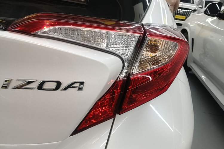 Used Toyota IZOA 2023 2.0L Enjoy Edition Exterior 3