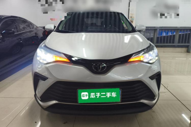 Used Toyota IZOA 2023 2.0L Enjoy Edition Front