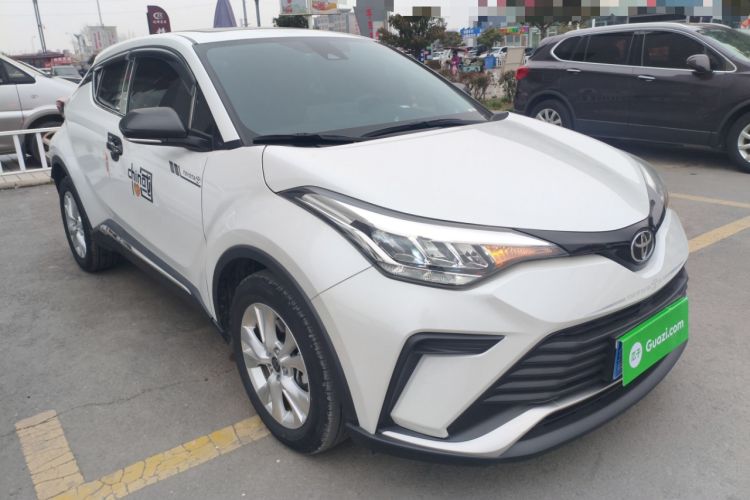 Used Toyota IZOA 2023 2.0L Yixing Version Front Right 45 Deg