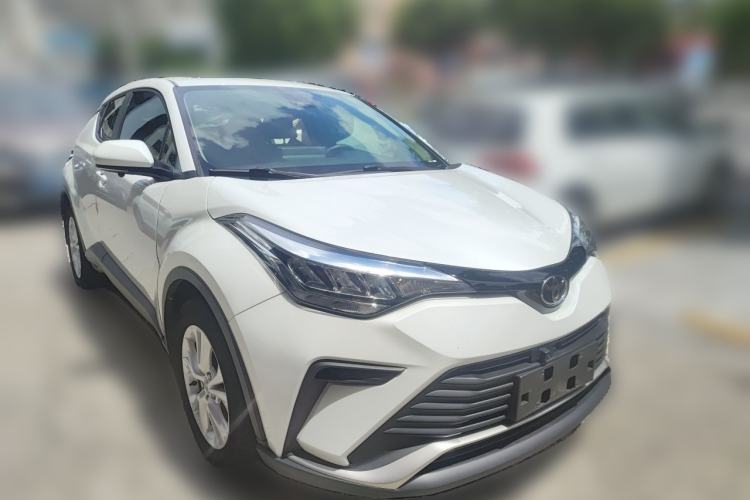 Used Toyota IZOA 2023 2.0L Enjoy Edition Front Right 45 Deg