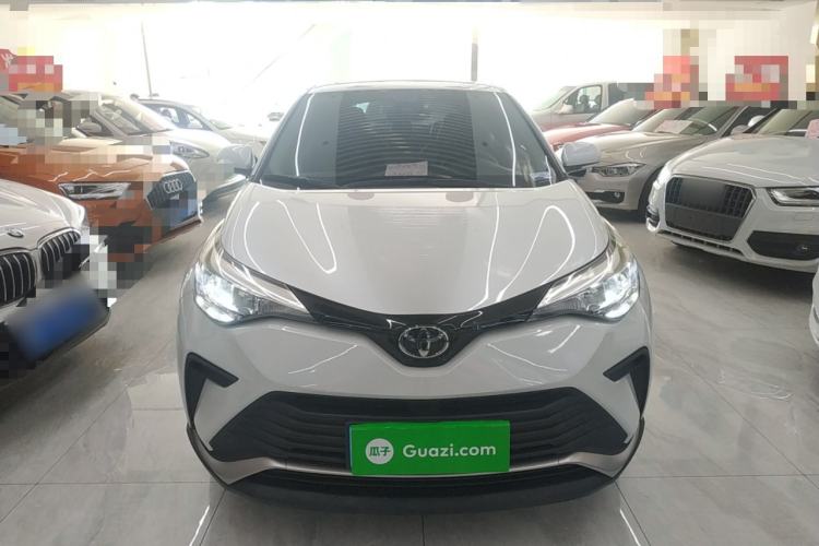 Used Toyota IZOA 2023 2.0L Enjoy Edition Front