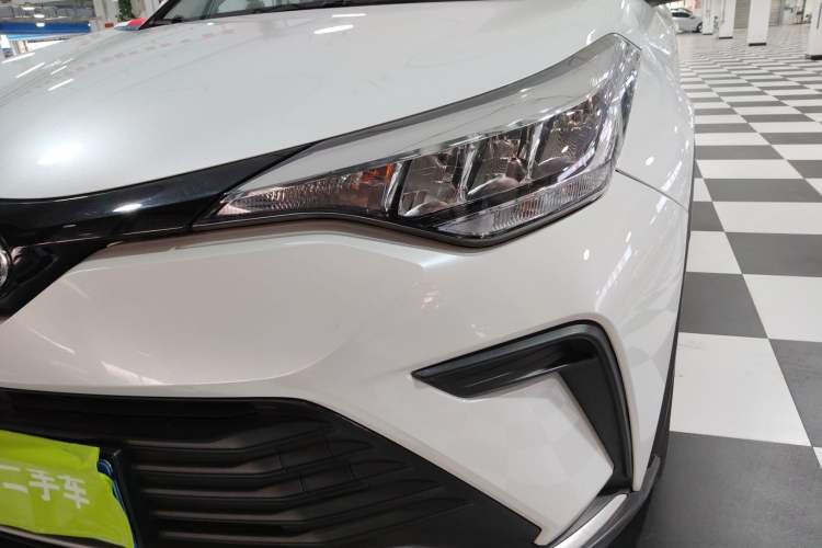 Used Toyota IZOA 2023 2.0L Yixing Version Left Front Headlight