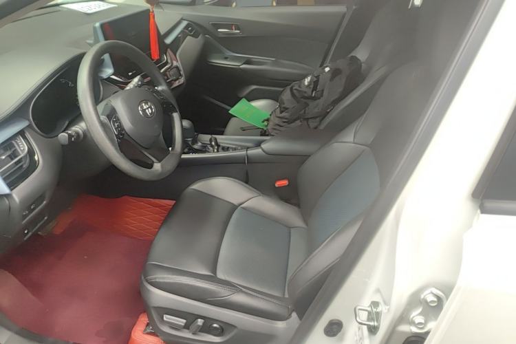 Used Toyota IZOA 2023 2.0L Enjoy Edition Left Front Seat