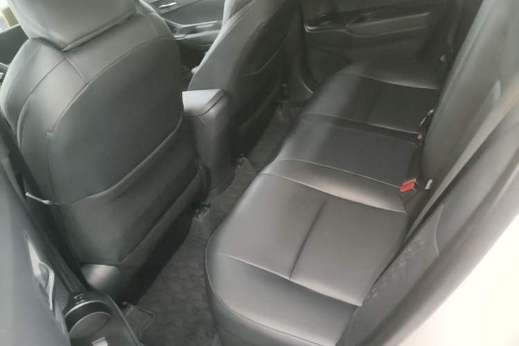 Used Toyota IZOA 2023 2.0L Enjoy Edition Left Rear Seat