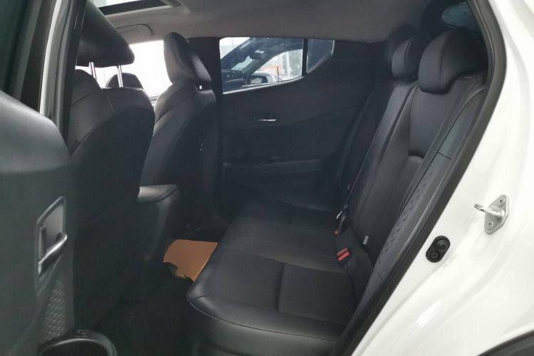 Used Toyota IZOA 2023 2.0L Enjoy Edition Left Rear Seat