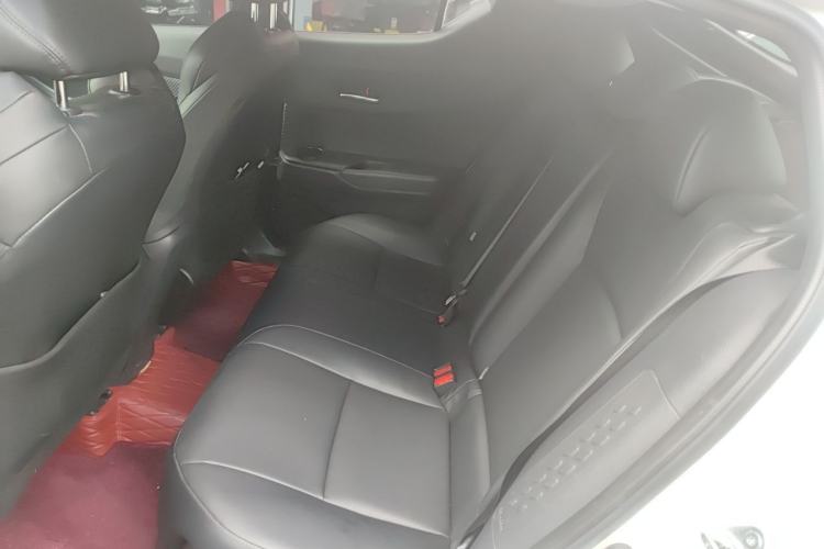 Used Toyota IZOA 2023 2.0L Enjoy Edition Left Rear Seat