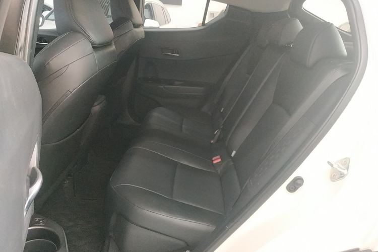 Used Toyota IZOA 2023 2.0L Enjoy Edition Left Rear Seat