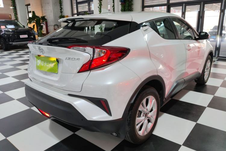 Used Toyota IZOA 2023 2.0L Yixing Version Rear Right 45 Deg