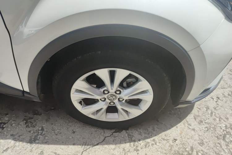 Used Toyota IZOA 2023 2.0L Enjoy Edition Right Front Wheel Hub
