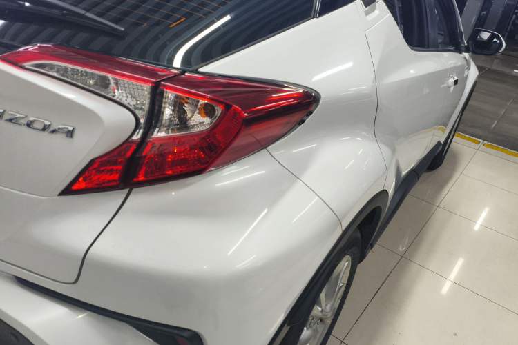 Used Toyota IZOA 2023 2.0L Enjoy Edition Right Rear Taillight