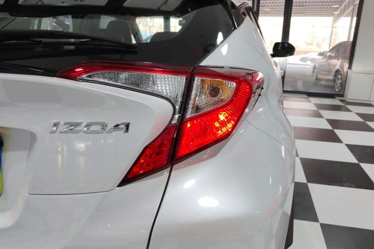 Used Toyota IZOA 2023 2.0L Yixing Version Right Rear Taillight