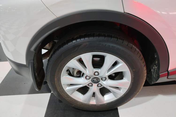 Used Toyota IZOA 2023 2.0L Yixing Version Right Rear Wheel Hub