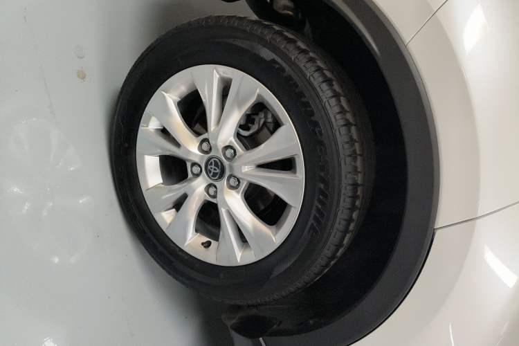 Used Toyota IZOA 2023 2.0L Enjoy Edition Right Rear Wheel Hub