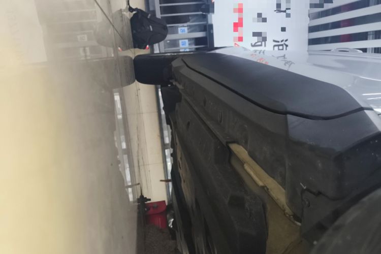 Used Toyota IZOA 2023 2.0L Enjoy Edition Right Side Sill