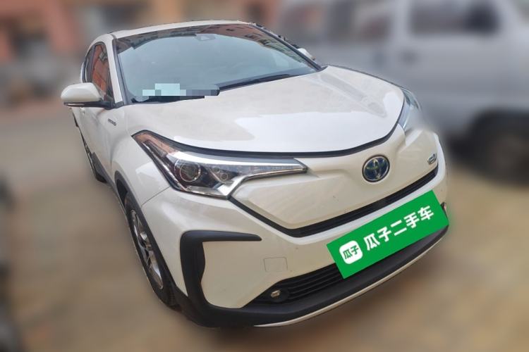 Used Toyota IZOA EV 2020 E·Smart Edition Front Right 45 Deg