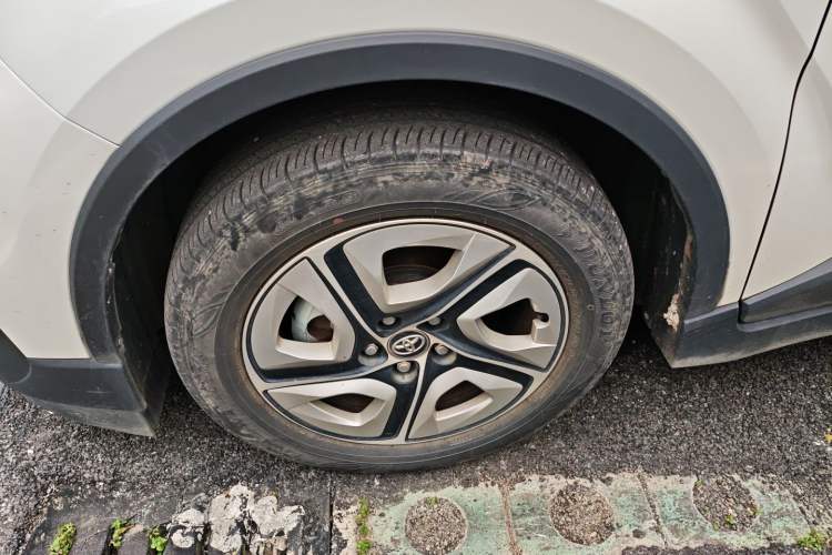 Used Toyota IZOA EV 2020 E·Smart Edition Left Front Wheel Hub