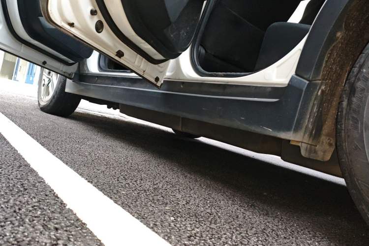 Used Toyota IZOA EV 2020 E·Smart Edition Left Side Sill
