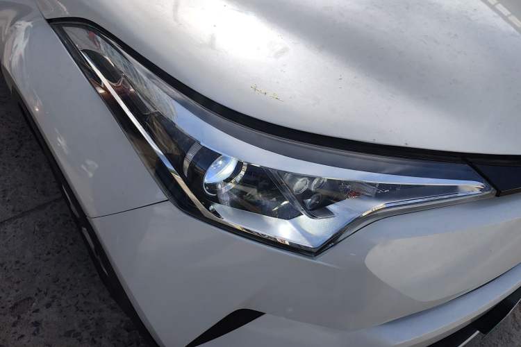 Used Toyota IZOA EV 2020 E·Smart Edition Right Front Headlight