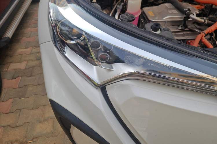 Used Toyota IZOA EV 2020 E·Smart Edition Right Front Headlight
